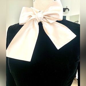 Pierre Balmain Vintage circa 1990. Worn twice for a photo shoot. Velvet / Satin.